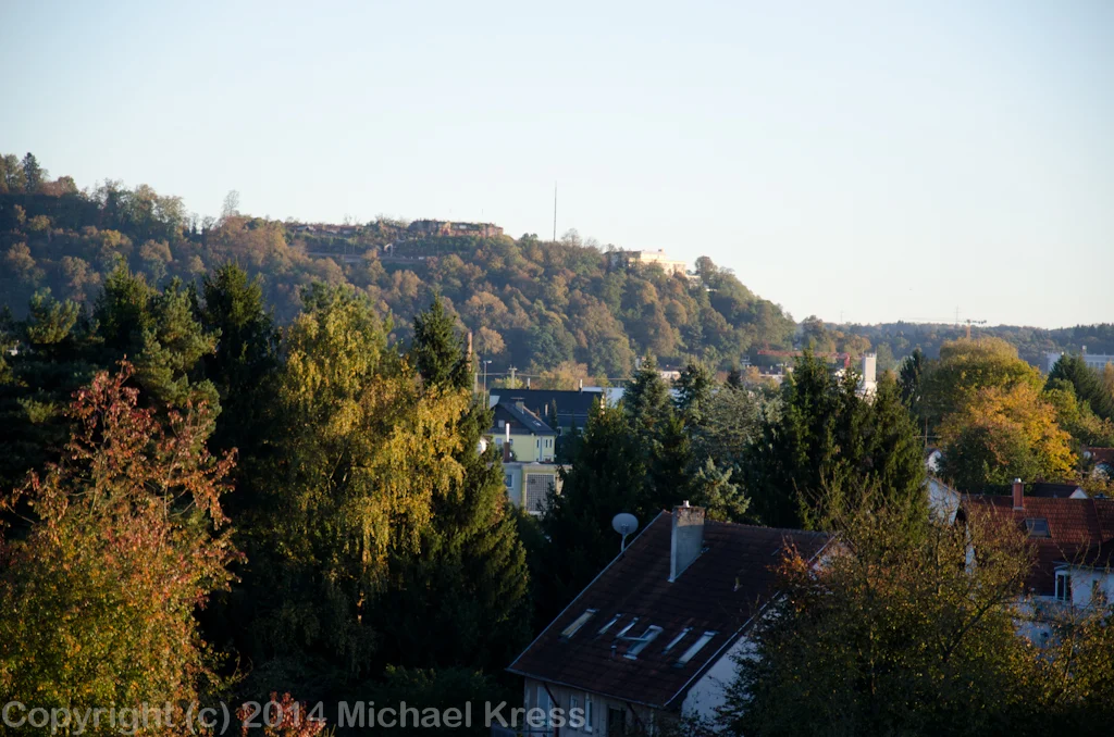 Blick aus dem Schlafzimmer auf den Schlossberg in Homburg